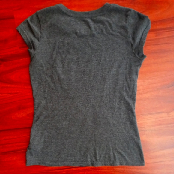 🌹4 for $20🌹 Evy of California Graphic T-Shirt - Picture 2 of 4